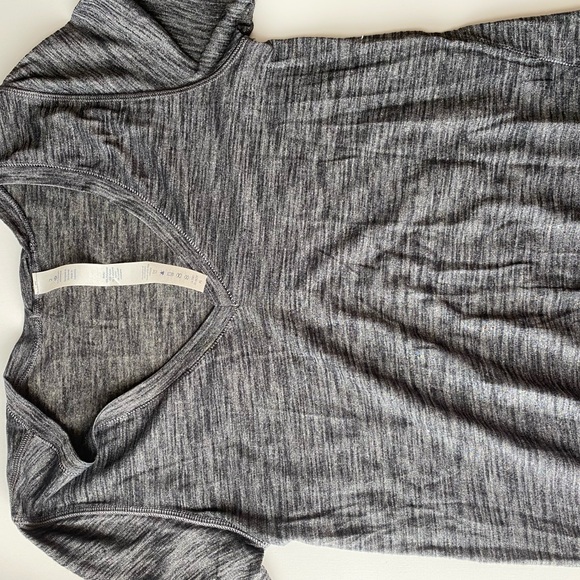 Lululemon Gray TShirt - Picture 4 of 7